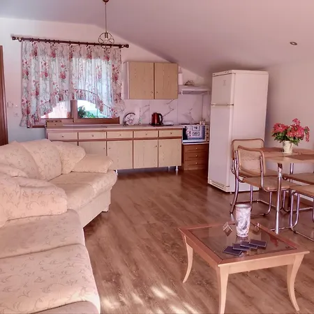 Magnolia House Apartmán