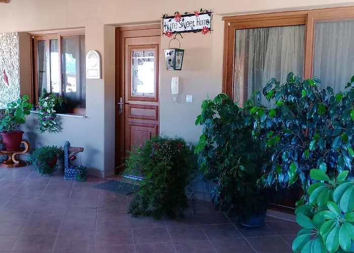 Magnolia House *